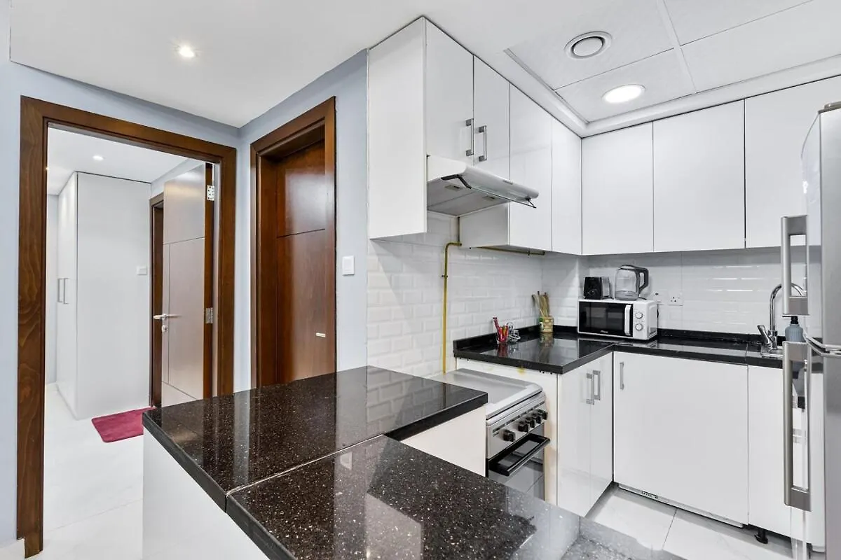 Apartment 1Br Apt With Gym Access And Rooftop Pool Dubai